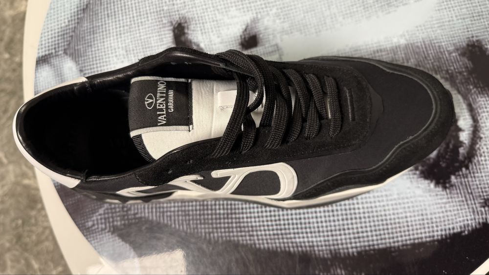 Valentino sneakers- мъжки обувки-Три цвята