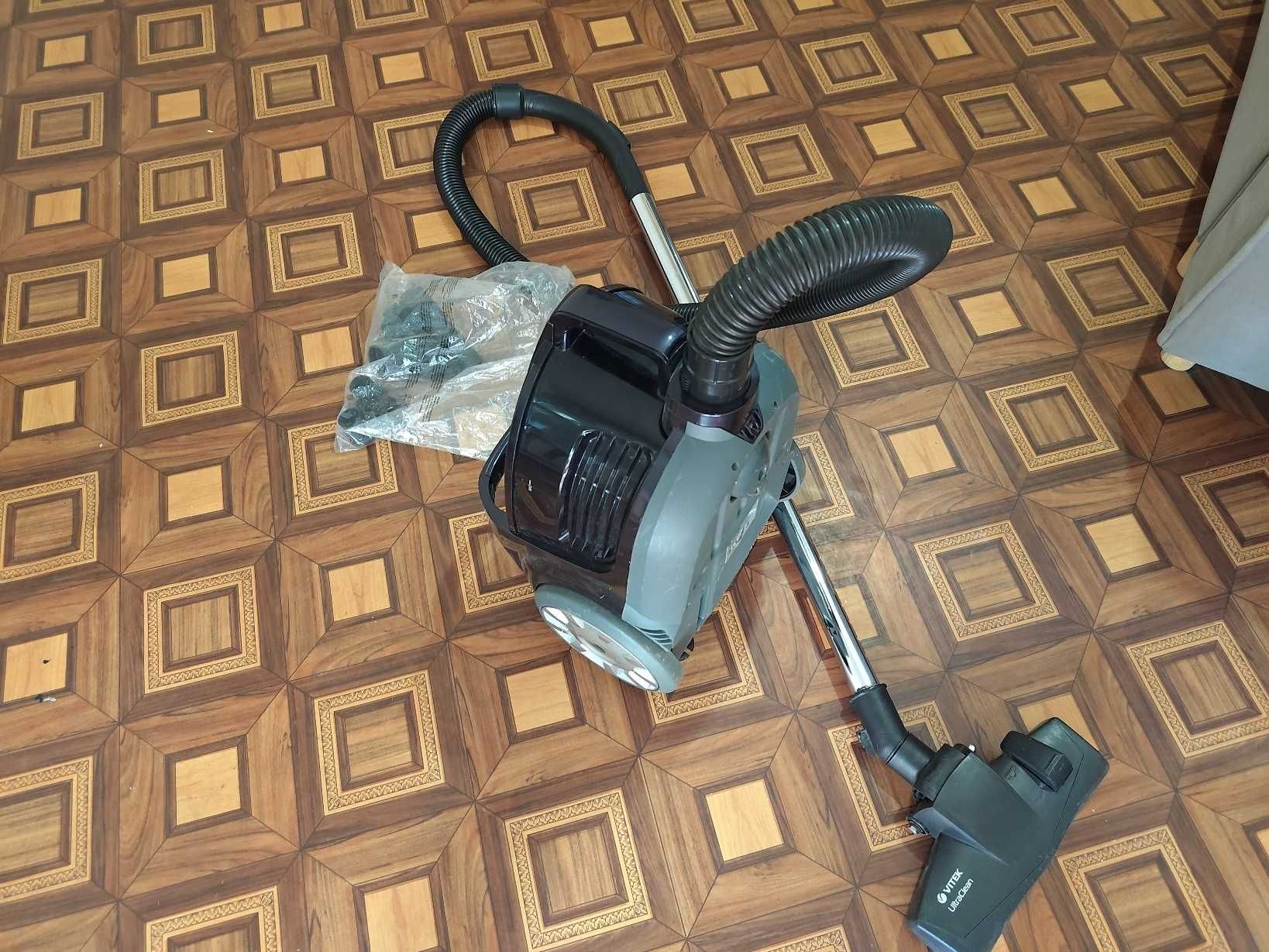 Продам пылесос VITEK
