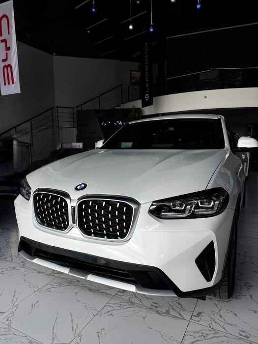 BMW X4 electr model 2024