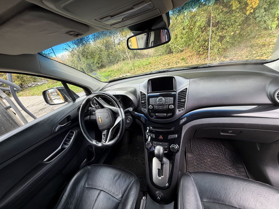 Chevrolet Orlando 2.0 D 163 к.с. • автоматик • 7 места