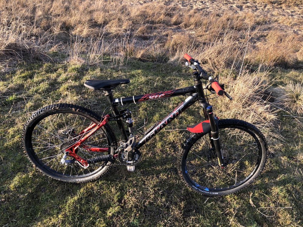 Vand MTB full suspension (GIANT) custom