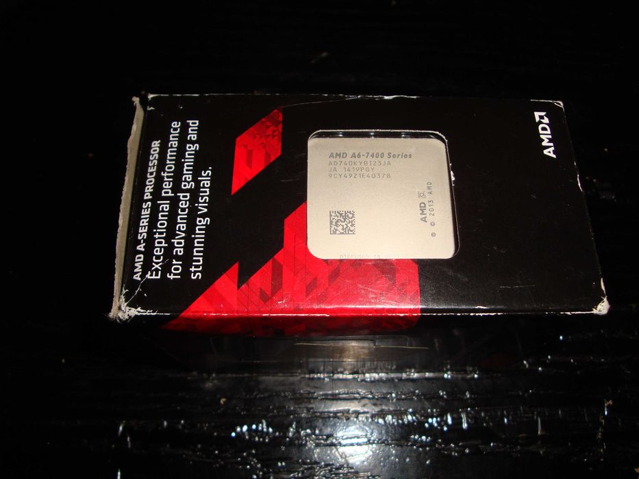 Procesor AMD A6 7400k 3.9Ghz APU socket FM2+ 2CPU 4GPU + cooler nou