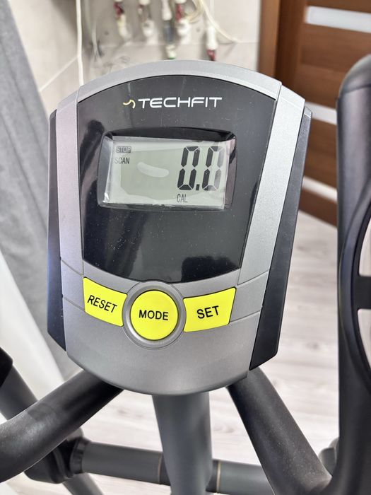 Bicicleta eliptica E380 Techfit