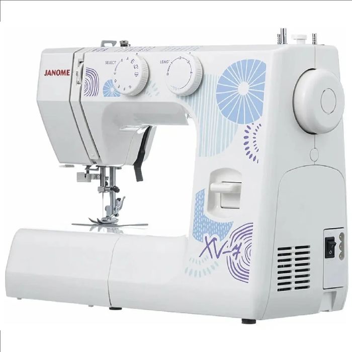 Швейная машина Janome XV-7