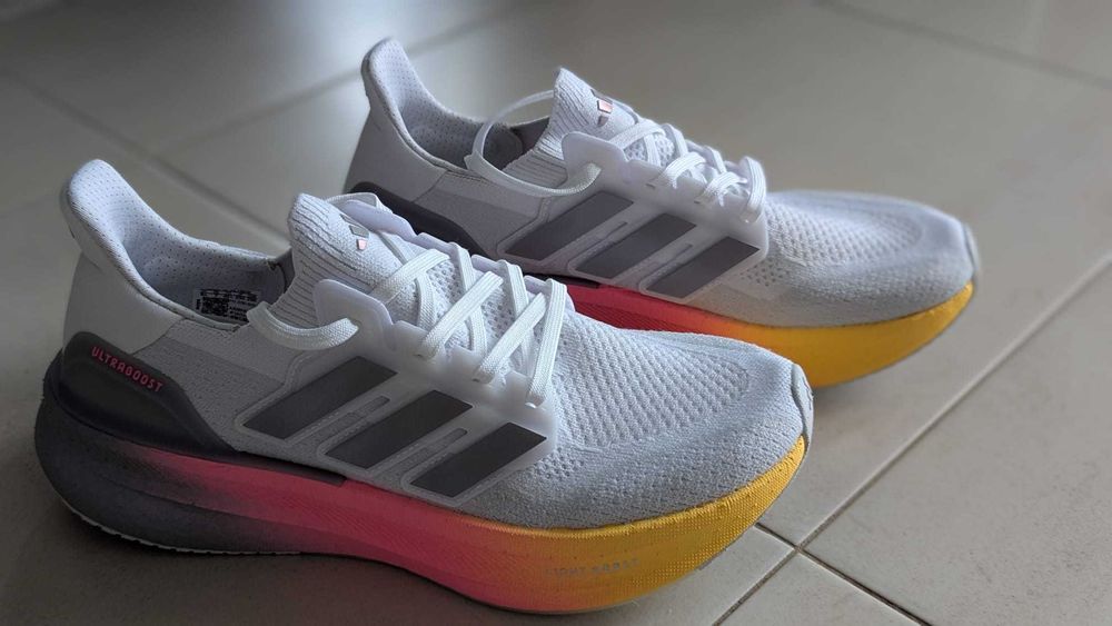 Pantofi Sport Alergare Adidas Ultraboost 5 - dama