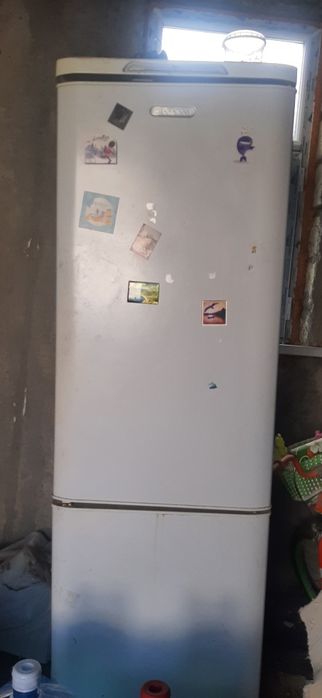 Холодильник б/у в отличном состоянии