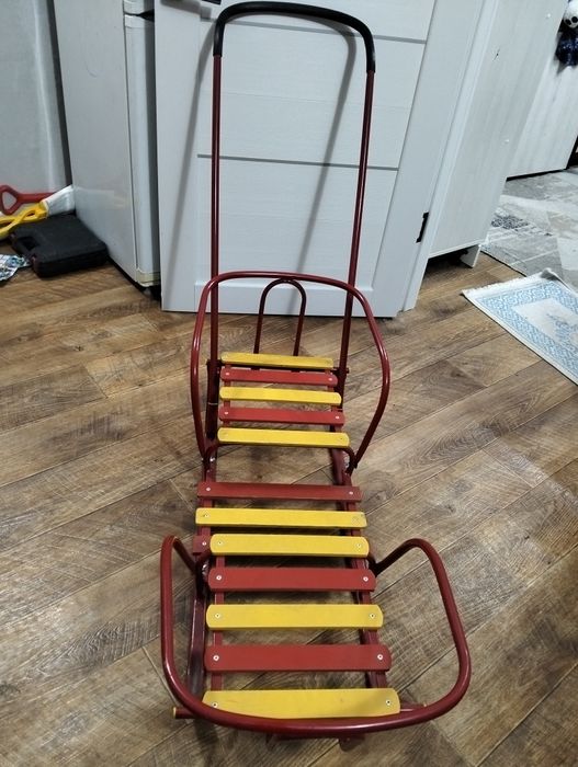 Продам санки, двух местный