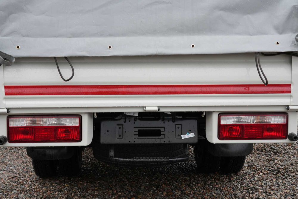 JAC X200 yuk tashishda qulay hamroh tentovka