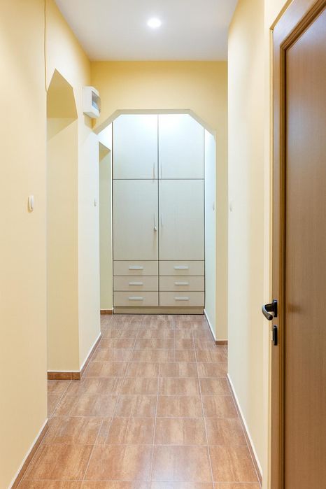 Дава се под наем Тристаен апартамент в Пловдив, Кършияка - 75 кв.м за 485 € - Снимка #7