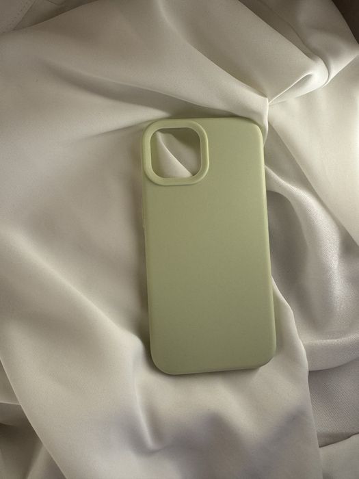 Продаются чехлы для Iphone 15