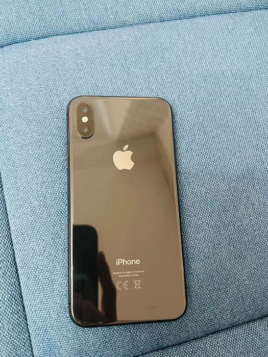 iPhone X             .