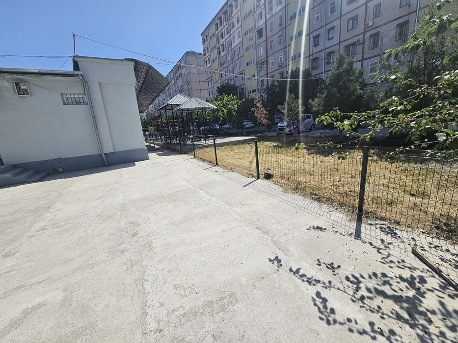 150 м2 булган нежилой бино, Сергели метронинг 4 бекати енида.