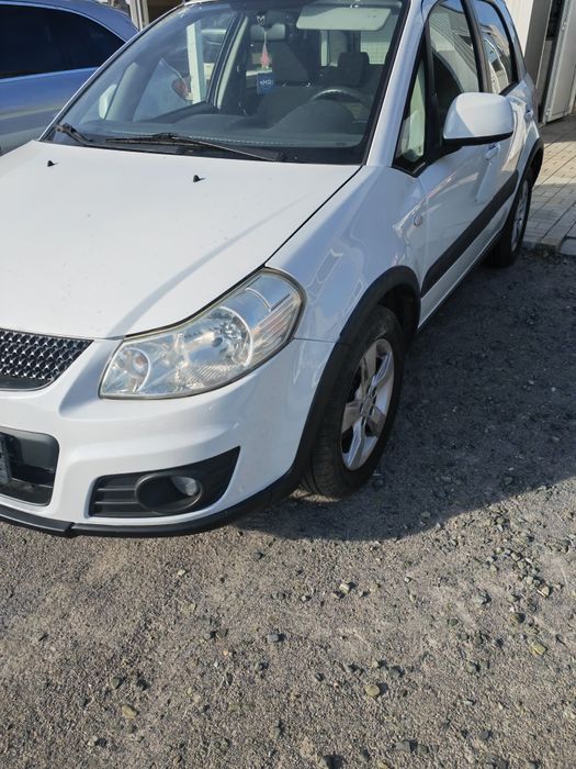 Патерица за Сузуки SX4