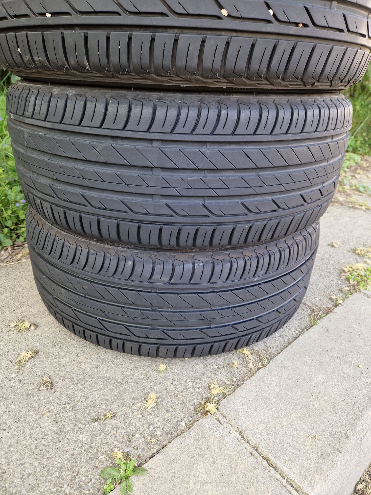 4anvelope vara aprx Noi 215 50 18 Bridgestone 2022