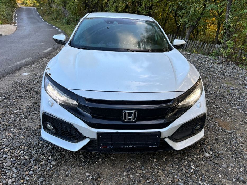 Honda Civic X  Sport 2019 ușor avariat