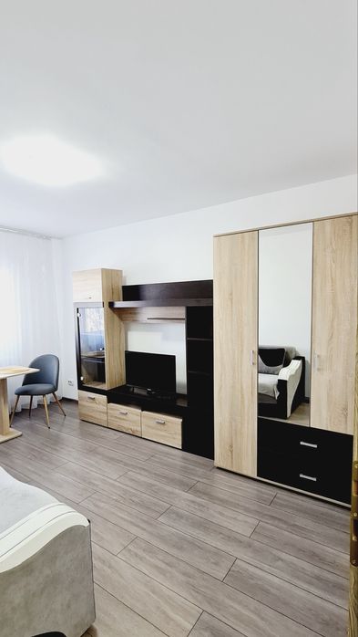 Garsoniera de inchiriat