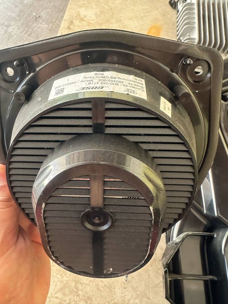 Крайна цена! Оригинална музикална система Bose Audi A3/S3 8P
