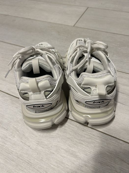 Balenciaga Track