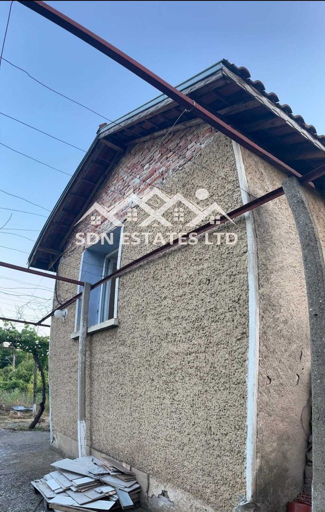 Продава се Къща в с. Горно Сахране, Област Стара Загора - 80 кв.м за 383 €/кв.м - Снимка #14