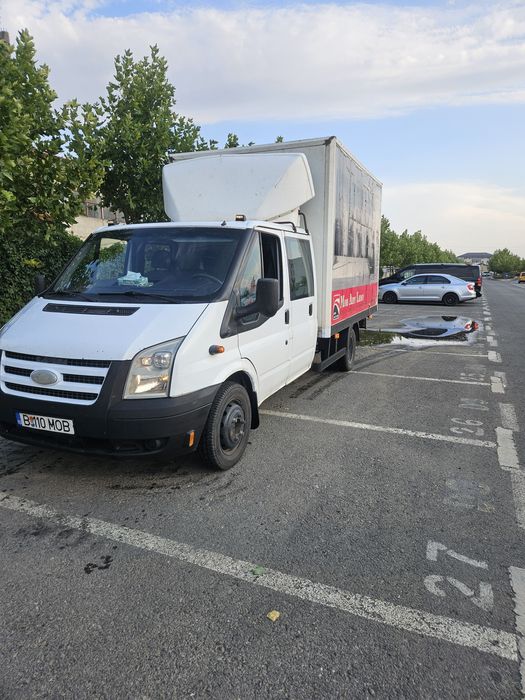 Vând sau schimb ford transit