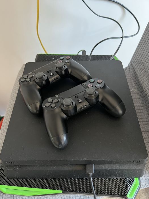 Продам Ps4 slim 1tb