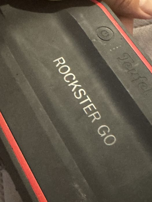 Boxa bluetooth Teufel Rockster defecta