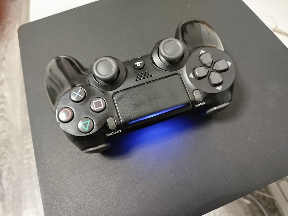 Sony PlayStation 4 slim 1tb