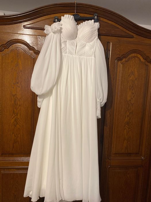 Vand rochie de mireasa