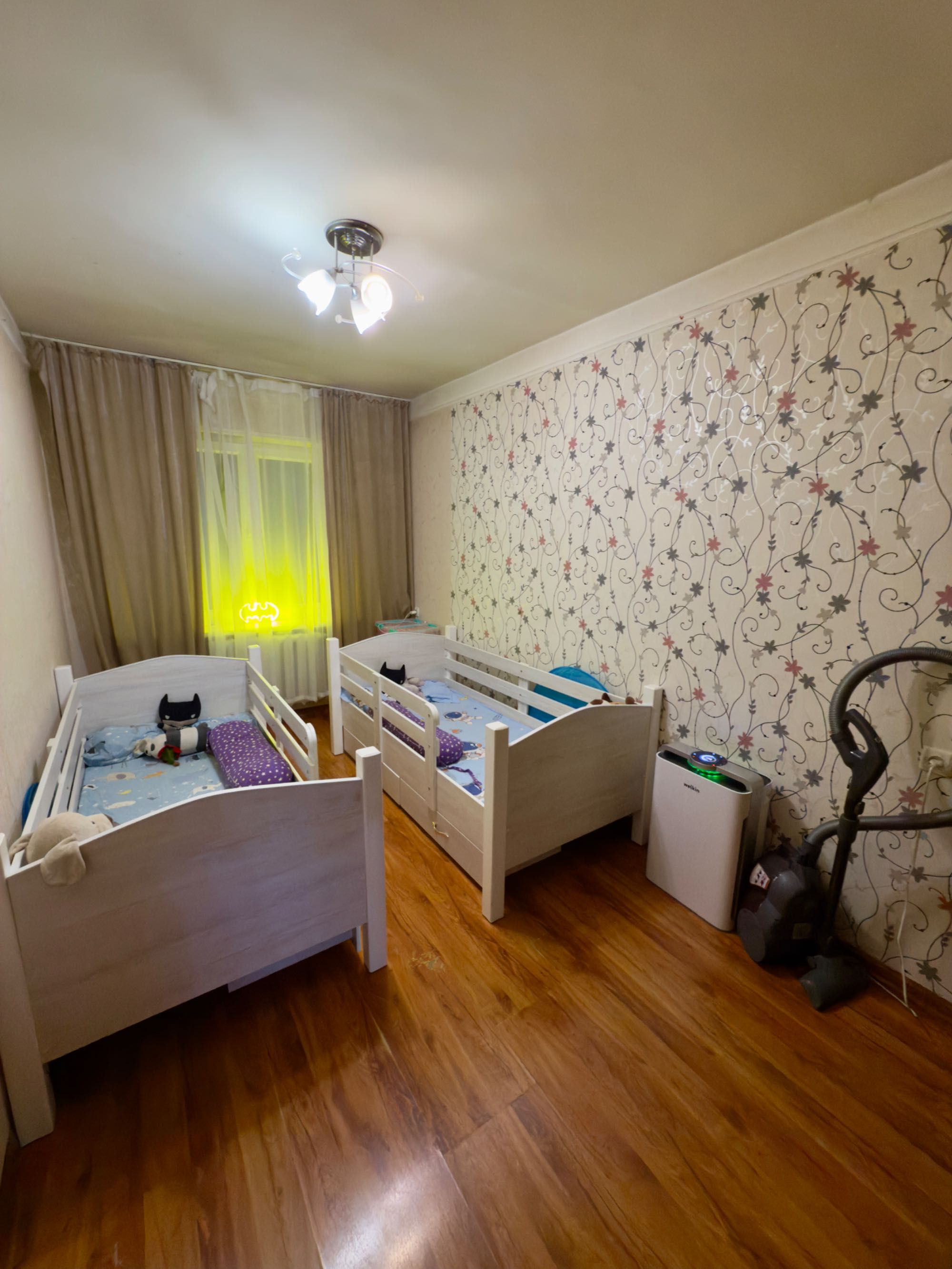 Продается 2 - х комнатная квартира, 2/4/4 ттз - 1