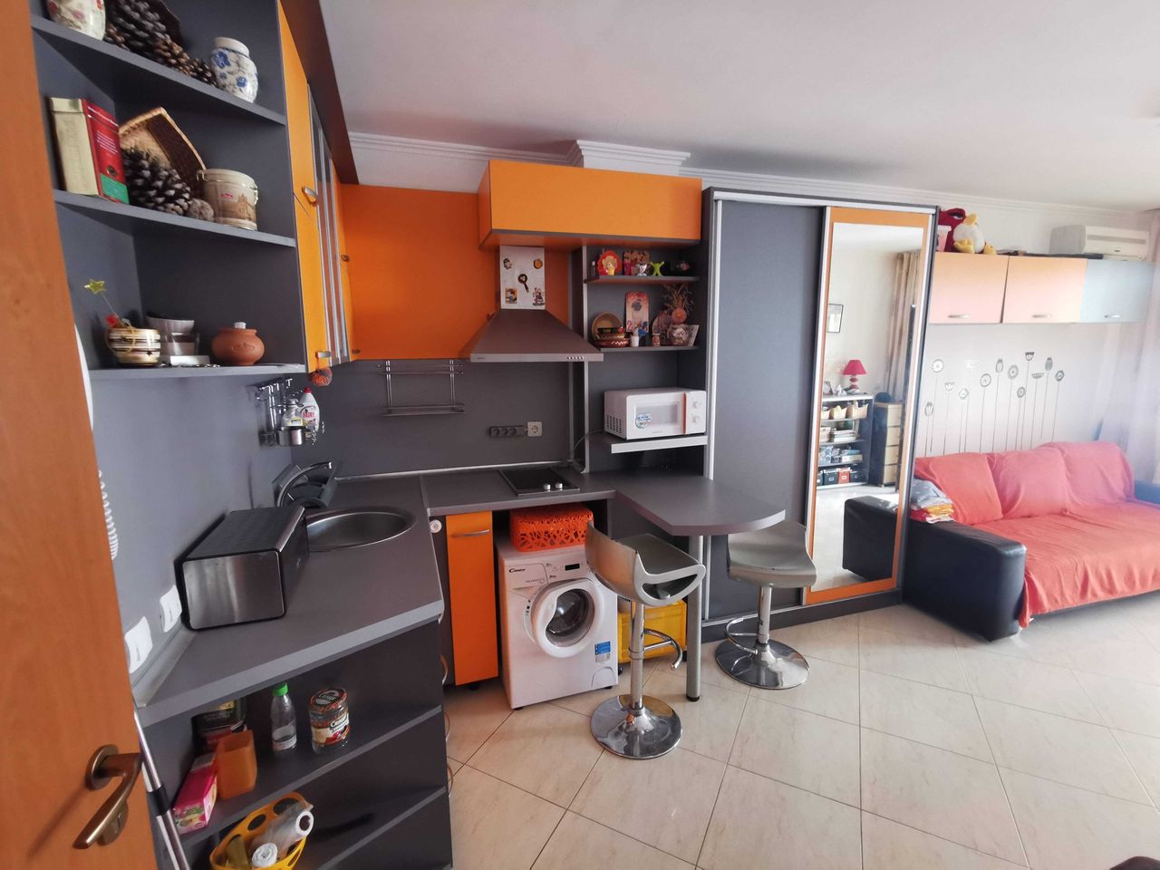 Продава се Едностаен апартамент в Свети Влас - 33 кв.м за 1513 €/кв.м - Снимка #2