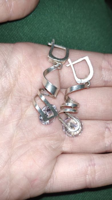 Vând cercei argint