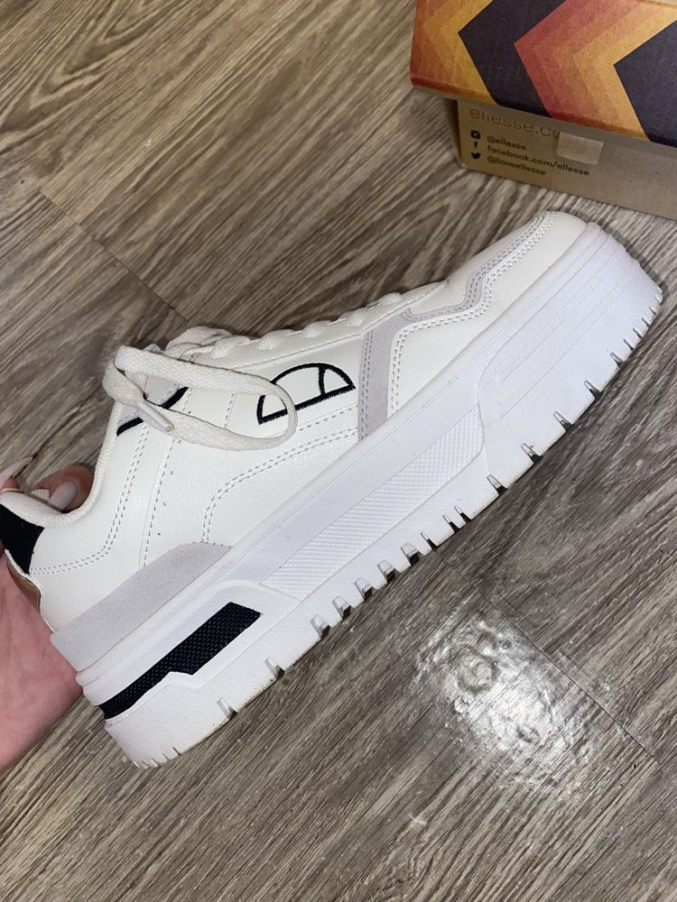Ellesse маратонки