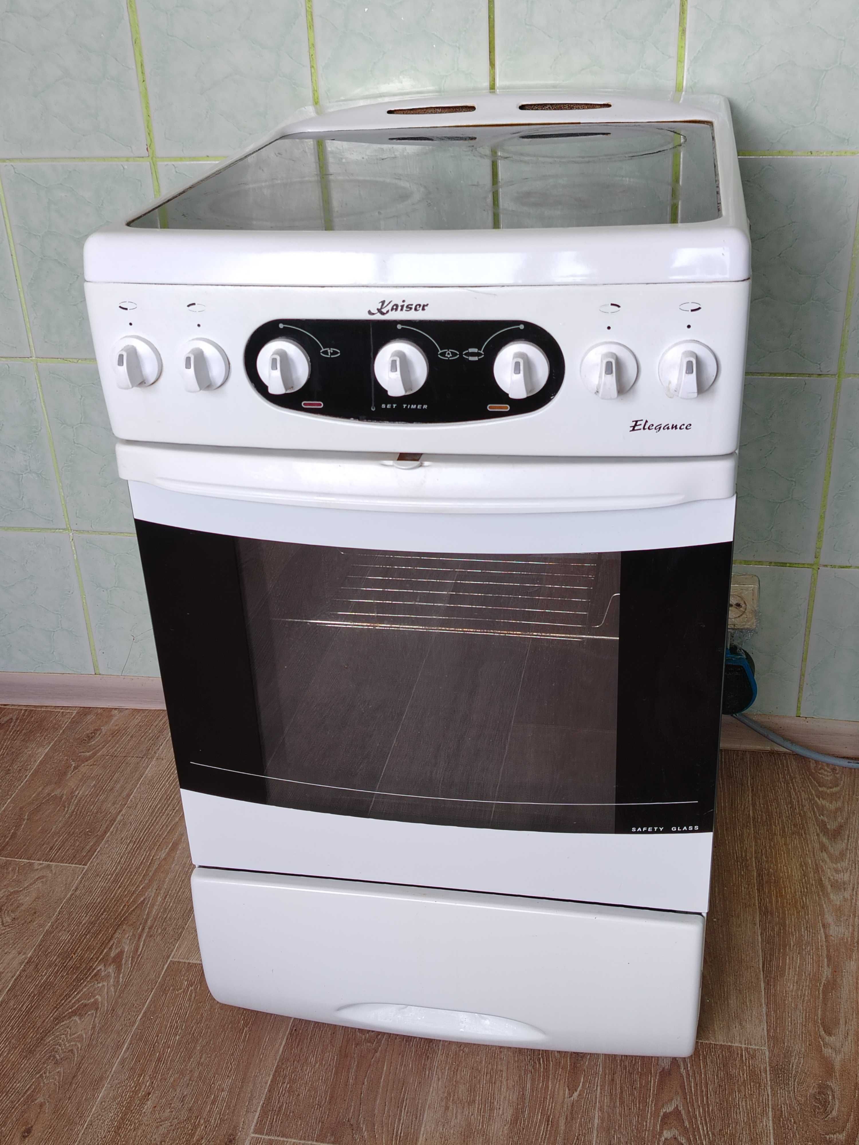 Продам электроплиту "Каiser" б/у, в хорошем рабочем состоянии.
