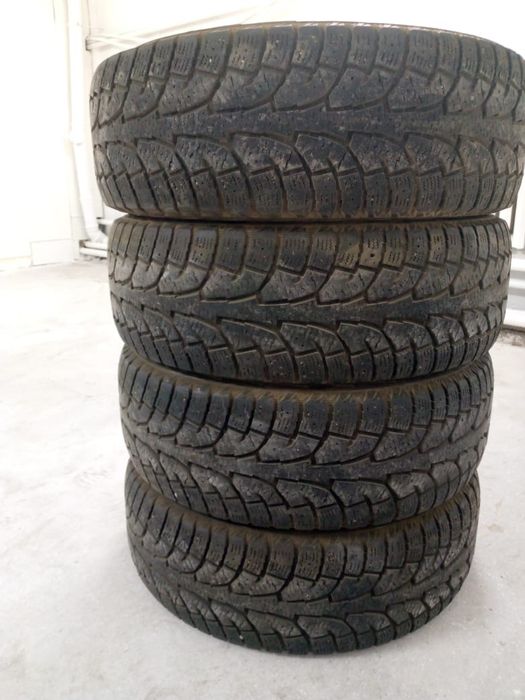 Продам шины зимние