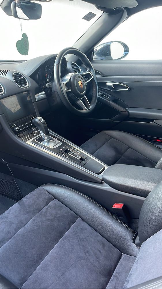 Dezmembrez Porsche Boxter 718
