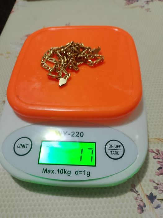 Set ,lanț,cruciuliță 18 k