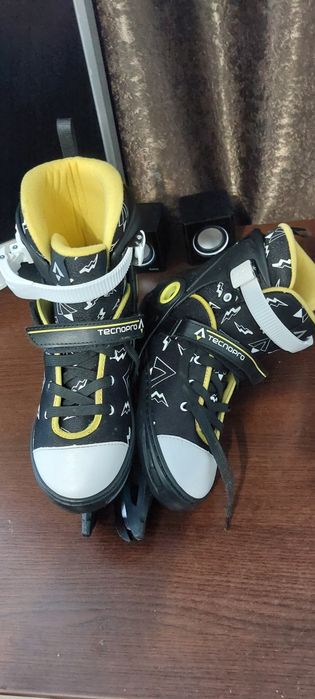 Patine tecnopro reglabile marimea 37-40