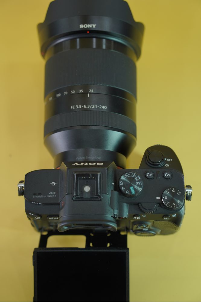 Sony A7 III 24-240mm
