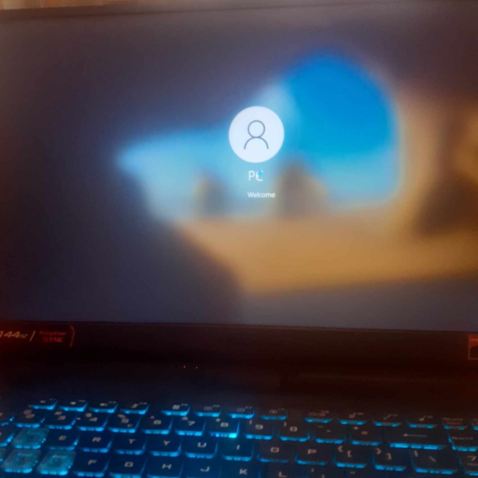 Laptop Gaming Asus Tuf A17 vand / schimb cu iphone 15 sau 16