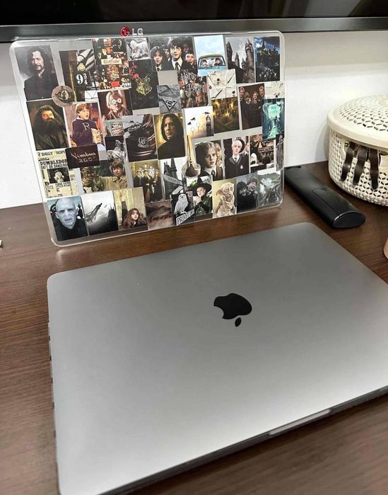 MacBook Pro M1 13-inch (дюймов)8/256GB
8/256GB
13-inch (дюймов)