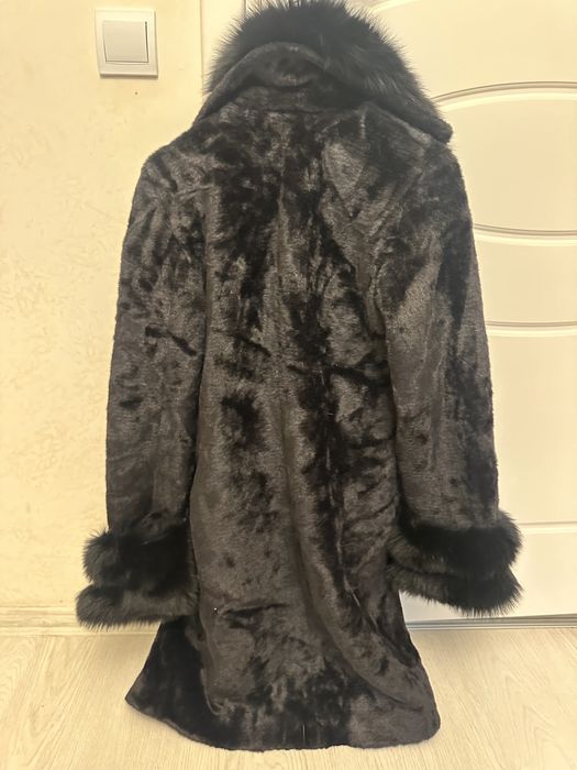 Черно палто