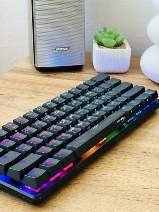 Tastatura Gaming Mecanica HyperX Alloy Origins 60 RGB