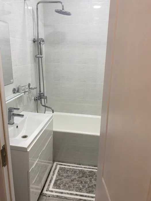 СРОЧНО!Караташ продается 2х комн/2-этаж квартира.80м2 Спец.план