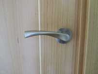 Montaj USI interior / PARCHET.Montator,parchetar,masiv,laminat,tamplar