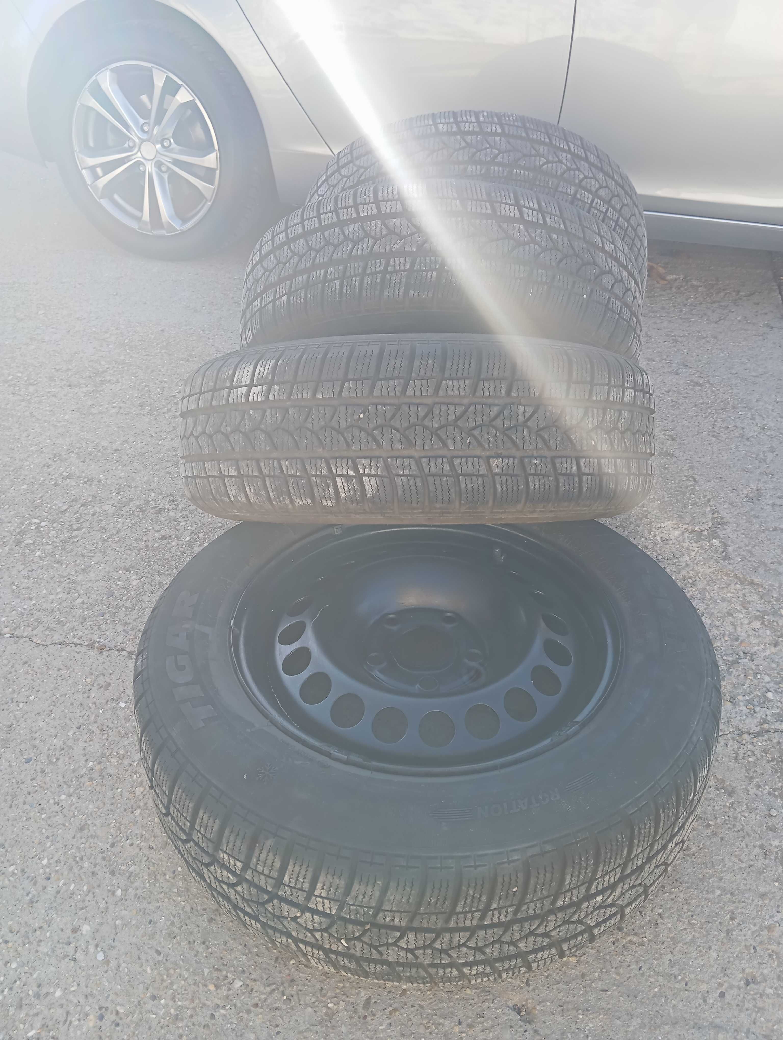 Anvelope auto 215/60/16 tigar winter