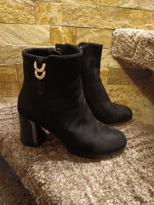 Красиви дамски боти