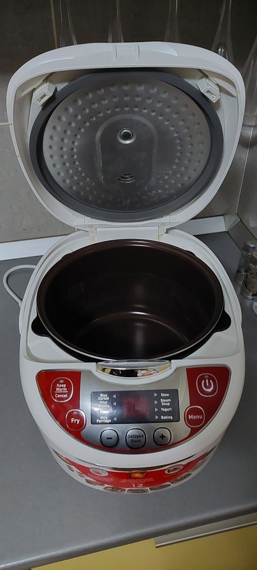 Multikooker - Tefal 12 în 1 aparat de gătit.