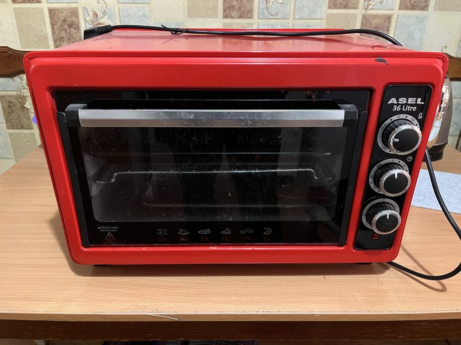 Продам духовку отличное состояние