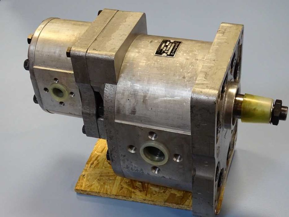 Хидравлична помпа сдвоена A170X/A43X    175 bar