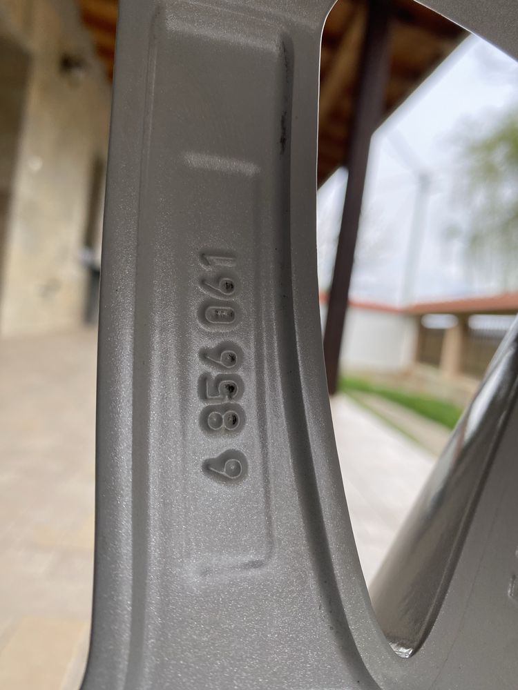 17" 5x112  BMW Style 560 X1 X2 F48 F39 OEM